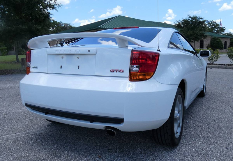 Illustration for article titled At $5,300, Could This 2000 Toyota Celica GT-S Prove a Point?